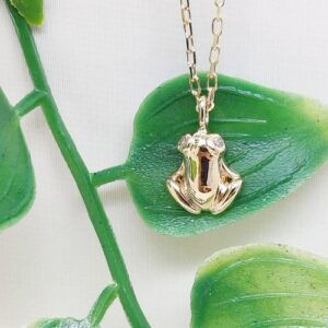 K10YG ダイヤモンド カエルネックレス