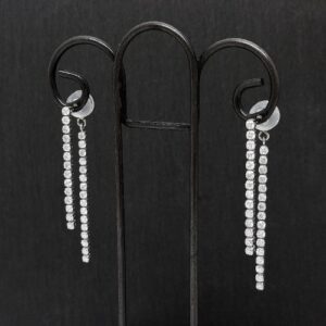 プラチナ ダイヤモンド ピアス