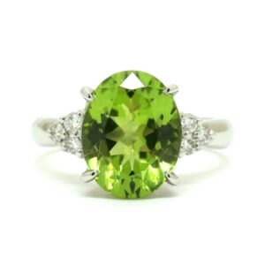 プラチナ ペリドット リング