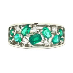 プラチナ エメラルド リング