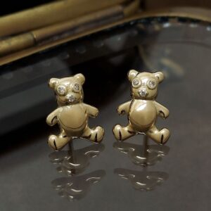K18YG ダイヤモンド くまピアス